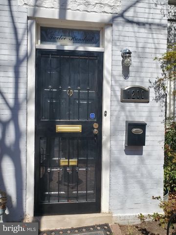 1200 D ST NE, Washington, DC 20002