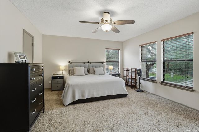 17510 EMERALD CANYON DR, San Antonio, TX 78232