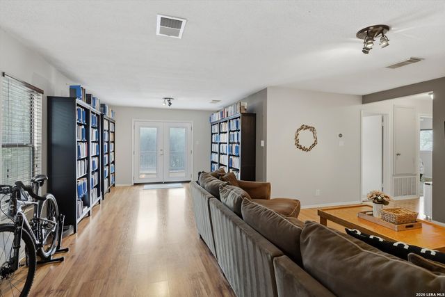 17510 EMERALD CANYON DR, San Antonio, TX 78232