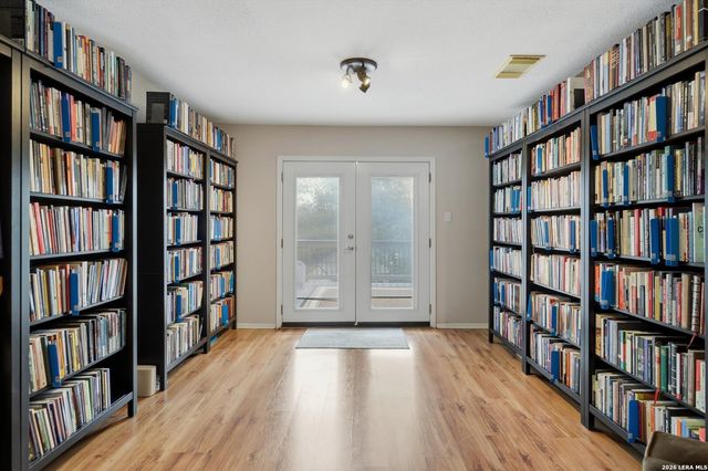 17510 EMERALD CANYON DR, San Antonio, TX 78232