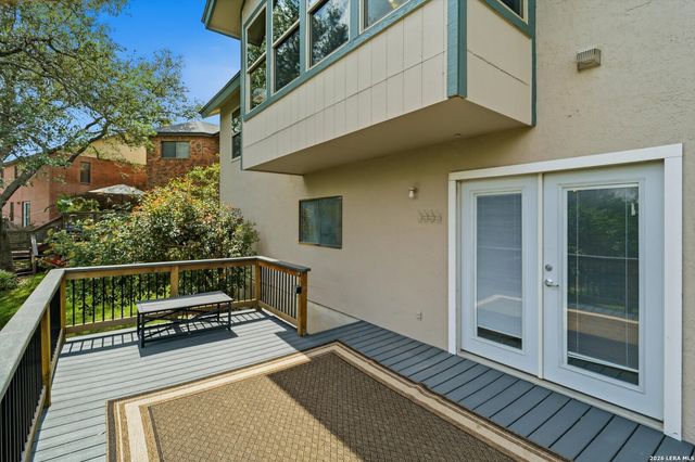 17510 EMERALD CANYON DR, San Antonio, TX 78232