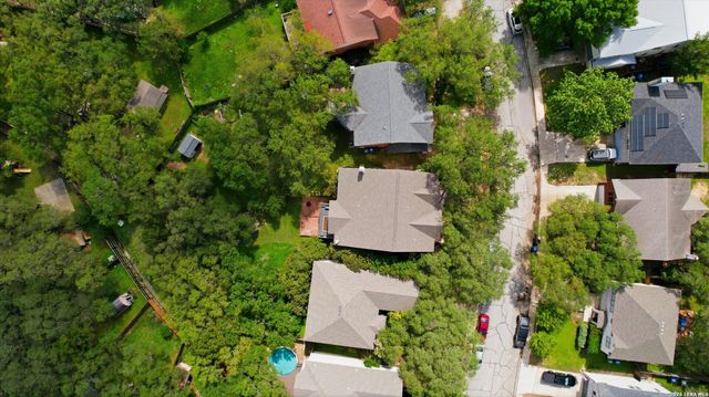 17510 EMERALD CANYON DR, San Antonio, TX 78232