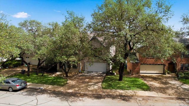 17510 EMERALD CANYON DR, San Antonio, TX 78232
