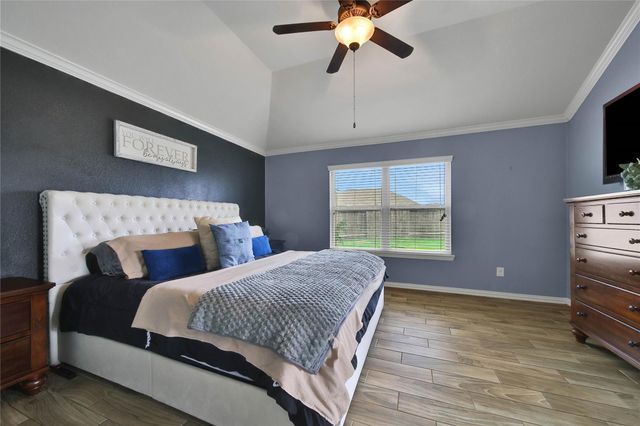 24102 Mckinzie Ridge Drive, Porter, TX 77365