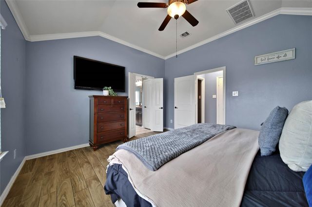 24102 Mckinzie Ridge Drive, Porter, TX 77365