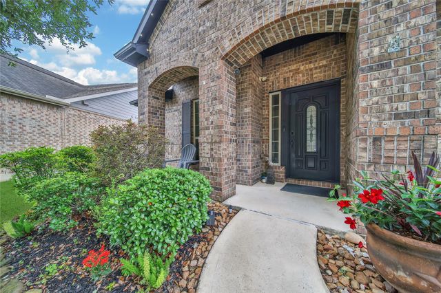 24102 Mckinzie Ridge Drive, Porter, TX 77365