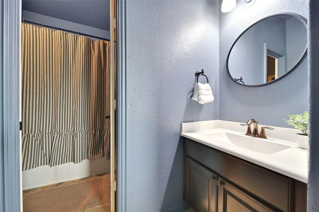 24102 Mckinzie Ridge Drive, Porter, TX 77365