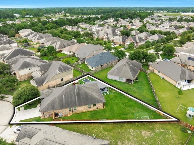 24102 Mckinzie Ridge Drive, Porter, TX 77365