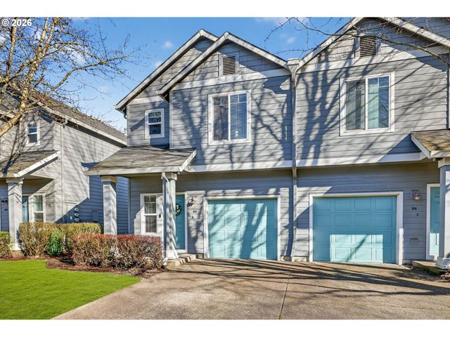 810 E 9TH St B5, Newberg, OR 97132