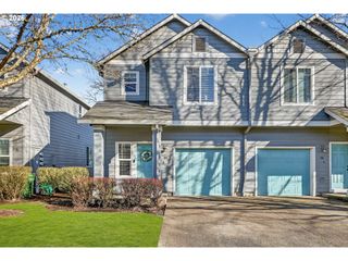 810 E 9TH St B5, Newberg, OR 97132