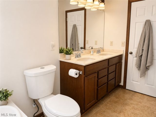 4268 Nicolina Way, Canfield, OH 44406