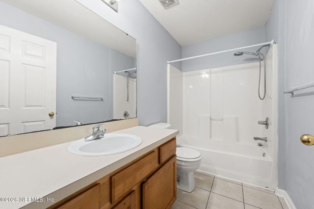1465 MANOTAK POINT Drive 204, Jacksonville, FL 32210