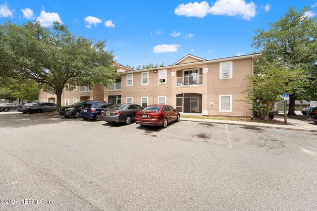 1465 MANOTAK POINT Drive 204, Jacksonville, FL 32210