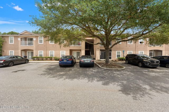 1465 MANOTAK POINT Drive 204, Jacksonville, FL 32210