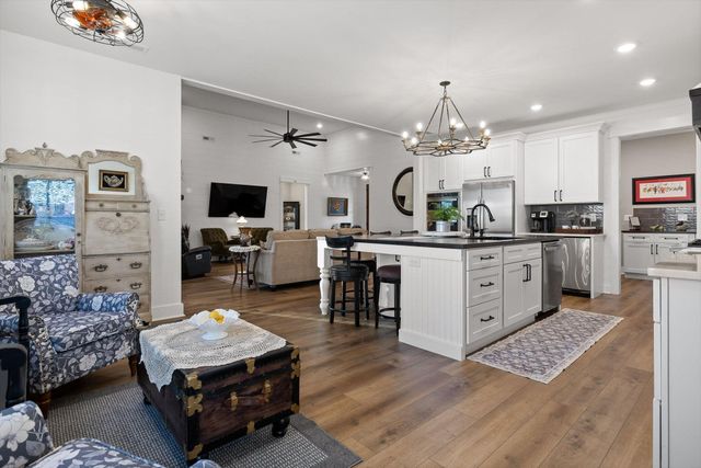 5853 Dalton Pike SE, Cleveland, TN 37323