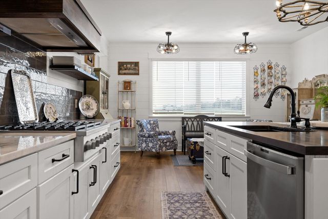 5853 Dalton Pike SE, Cleveland, TN 37323