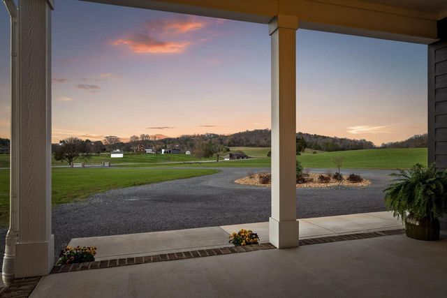 5853 Dalton Pike SE, Cleveland, TN 37323