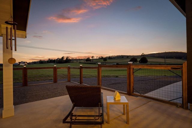 5853 Dalton Pike SE, Cleveland, TN 37323