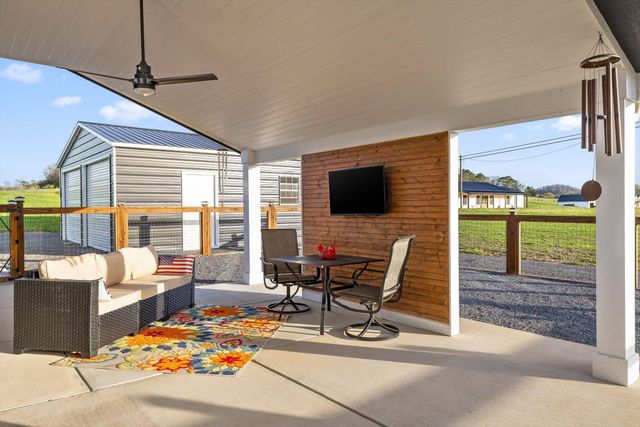 5853 Dalton Pike SE, Cleveland, TN 37323