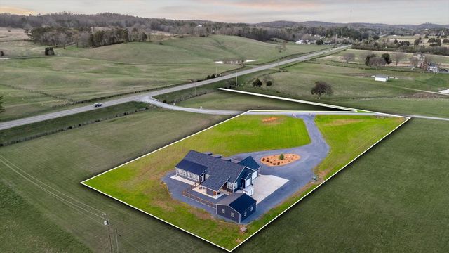 5853 Dalton Pike SE, Cleveland, TN 37323