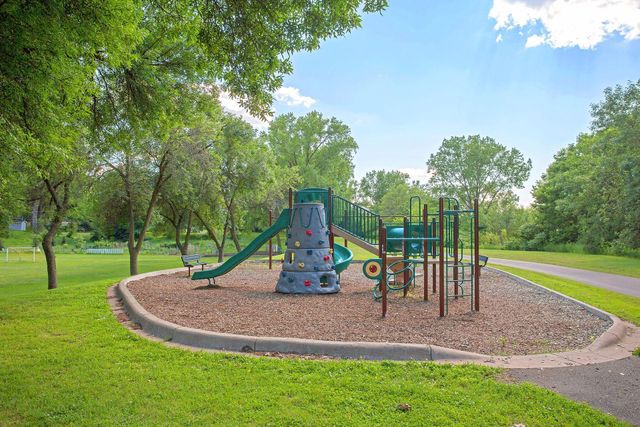 9312 W 23rd Street, Saint Louis Park, MN 55426