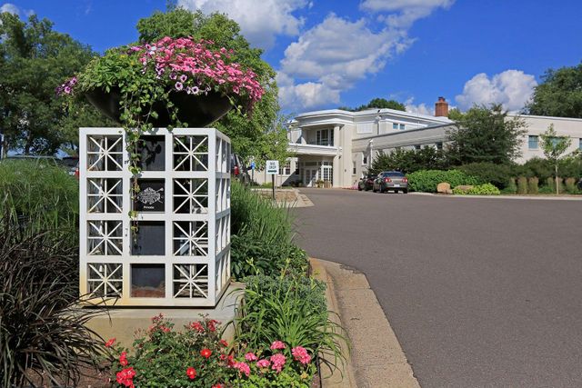 9312 W 23rd Street, Saint Louis Park, MN 55426