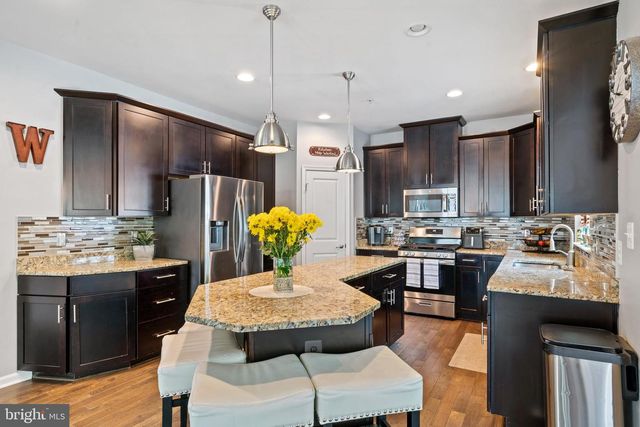 22715 MUSCADINE DR, Clarksburg, MD 20871