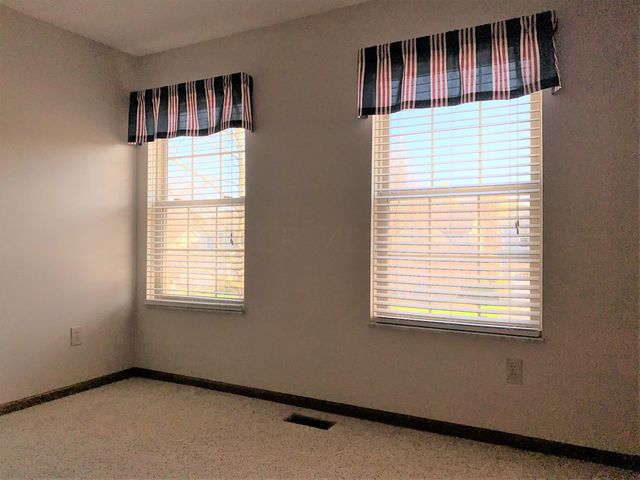 5854 Haddingtonshire Lane, Dublin, OH 43016