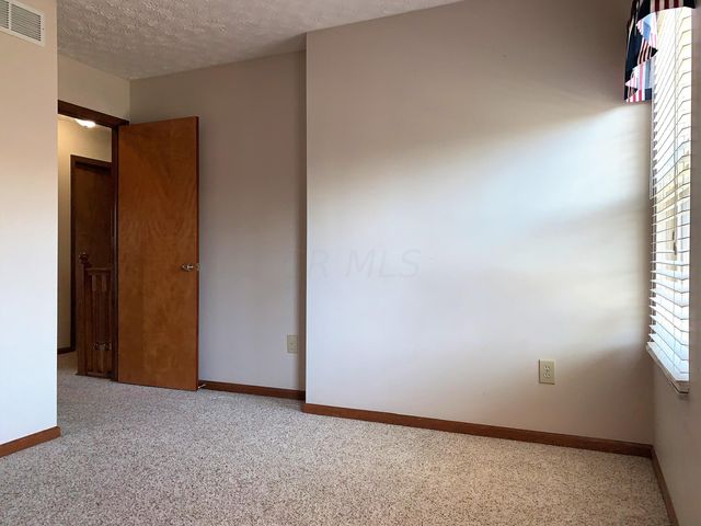 5854 Haddingtonshire Lane, Dublin, OH 43016