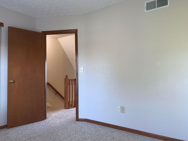 5854 Haddingtonshire Lane, Dublin, OH 43016