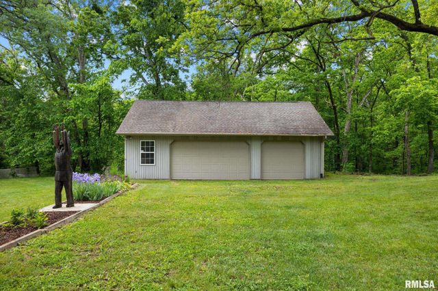 131 LAKESIDE Place, Dahinda, IL 61428