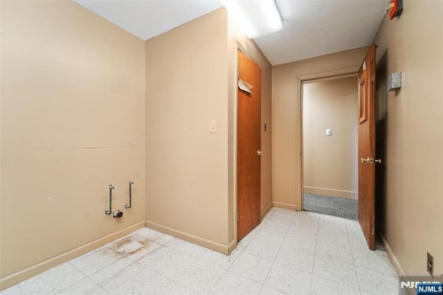 312 Forest Avenue, Paramus, NJ 07652