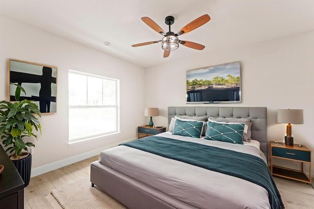 357 SW Galicia St Street SW, Palm Bay, FL 32908