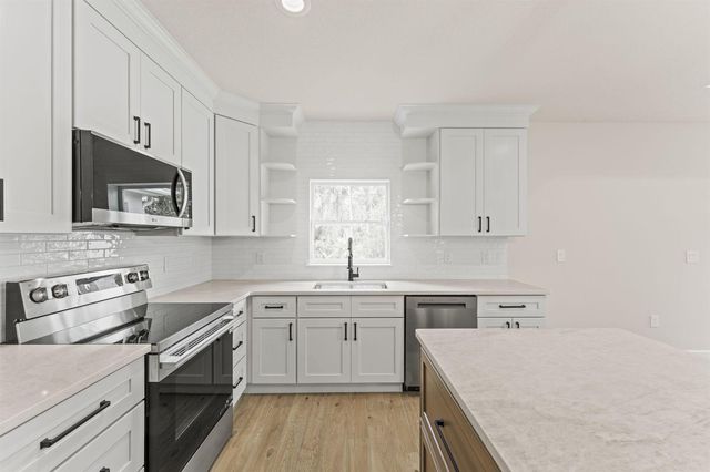 357 SW Galicia St Street SW, Palm Bay, FL 32908