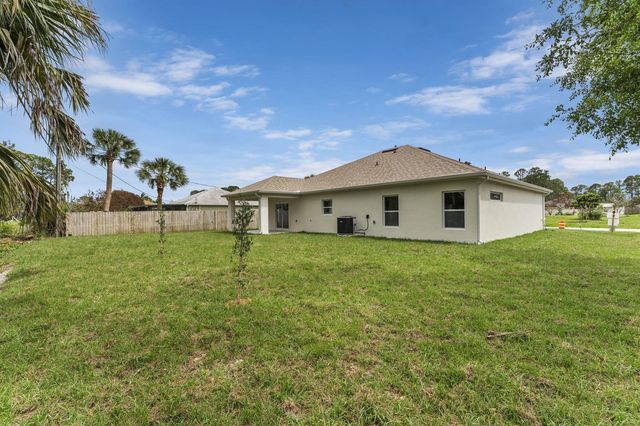 357 SW Galicia St Street SW, Palm Bay, FL 32908