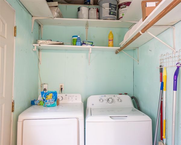 357 County Road 296, Sargent, TX 77414