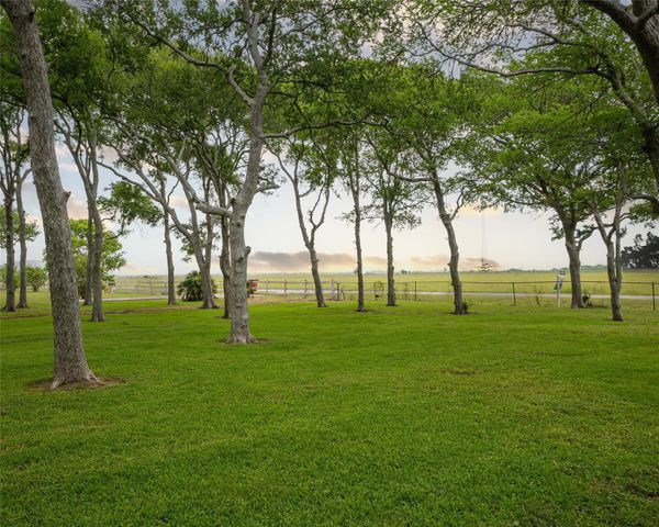 357 County Road 296, Sargent, TX 77414
