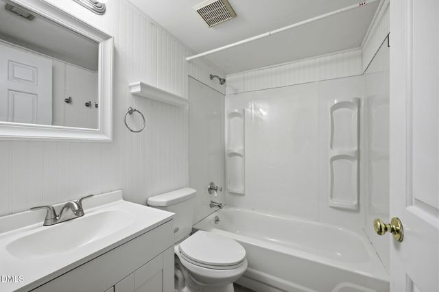 2604 Brafferton Court, Raleigh, NC 27604