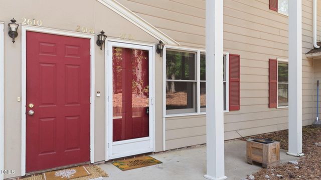2604 Brafferton Court, Raleigh, NC 27604