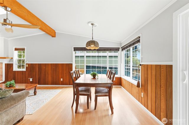 4243 Timberline Road, Clinton, WA 98236
