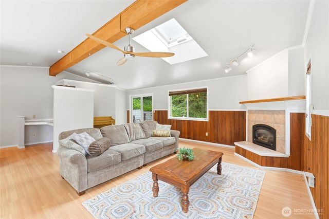 4243 Timberline Road, Clinton, WA 98236