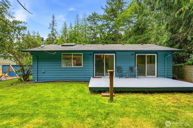 4243 Timberline Road, Clinton, WA 98236