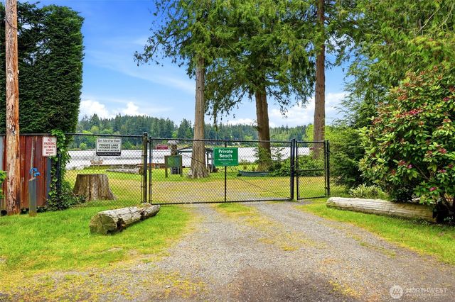 4243 Timberline Road, Clinton, WA 98236