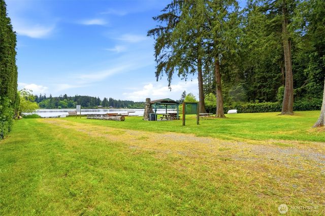 4243 Timberline Road, Clinton, WA 98236