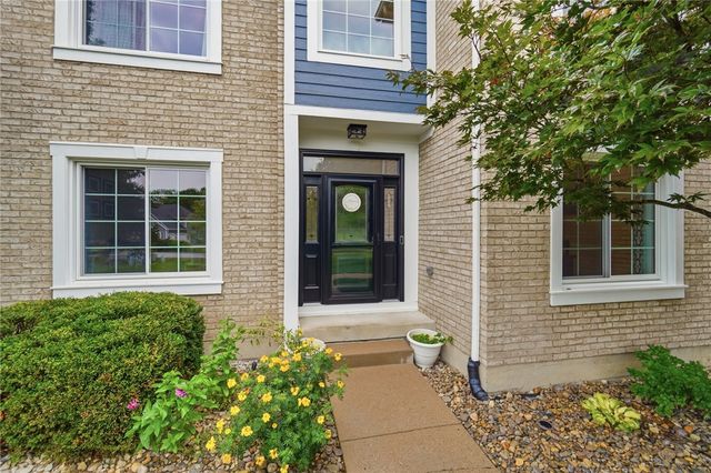 7260 Stone Ridge Drive, Springboro, OH 45066
