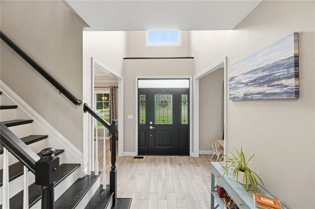 7260 Stone Ridge Drive, Springboro, OH 45066