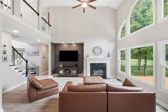 7260 Stone Ridge Drive, Springboro, OH 45066
