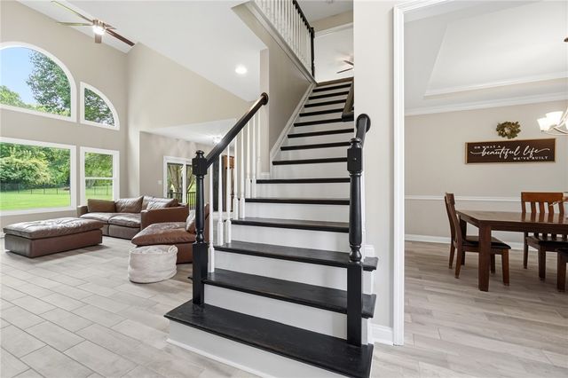 7260 Stone Ridge Drive, Springboro, OH 45066