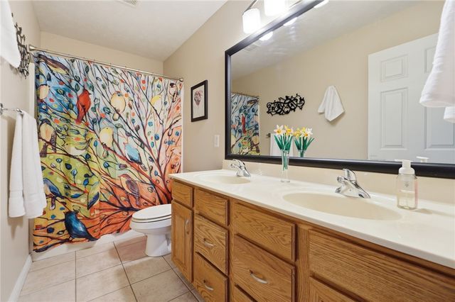7260 Stone Ridge Drive, Springboro, OH 45066