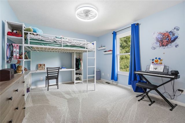 7260 Stone Ridge Drive, Springboro, OH 45066